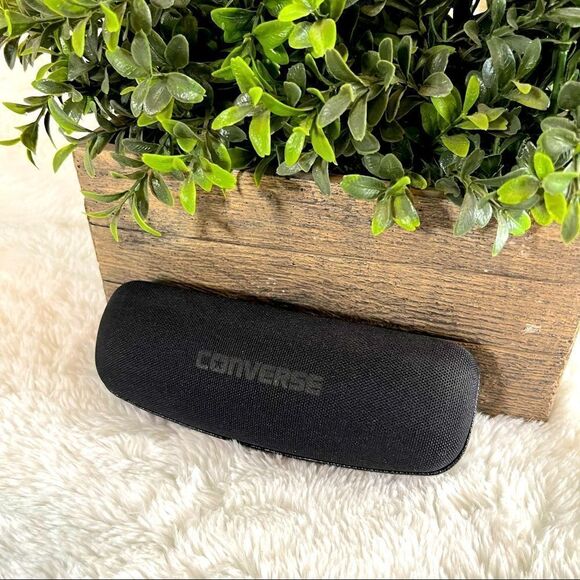 Converse Glasses Case   - Picture 1 of 7